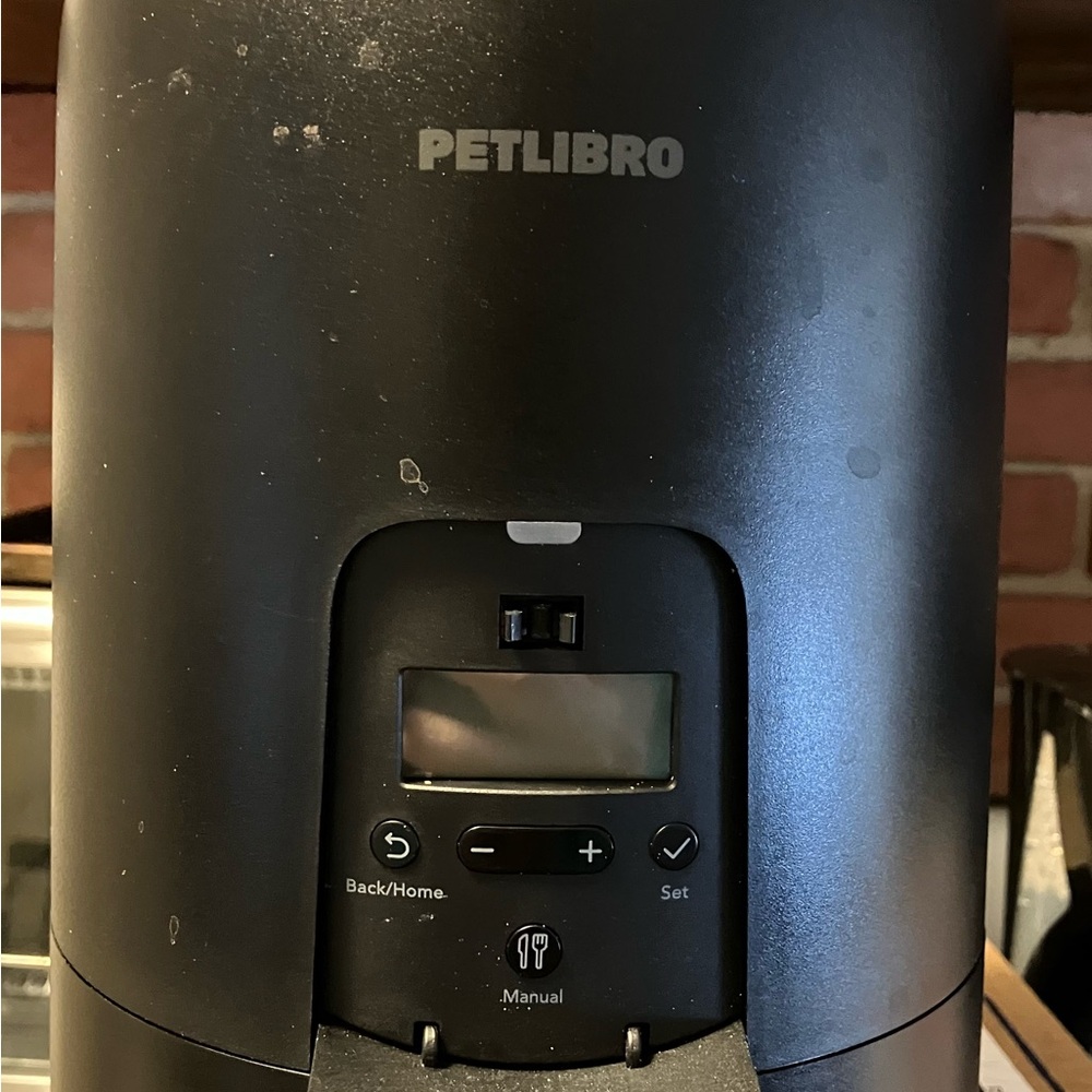 Petlibro Air Automatic Cat Feeder, Black